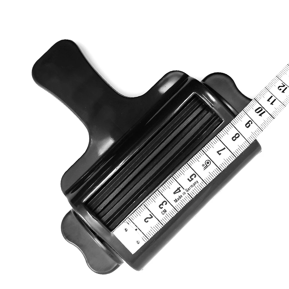 Преса за изстискване на туби боя G-172-черна