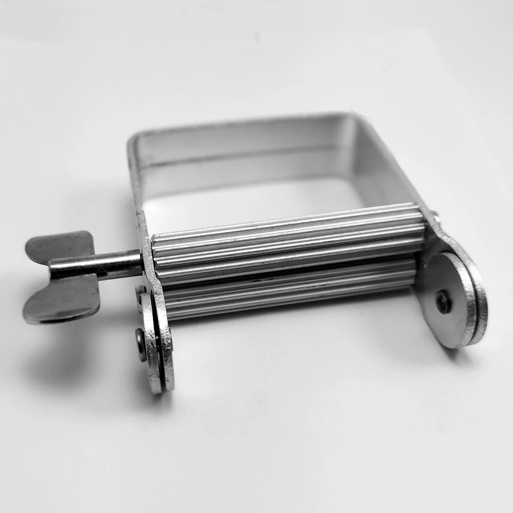 Преса за изстискване на туби боя TRNSACBO0013