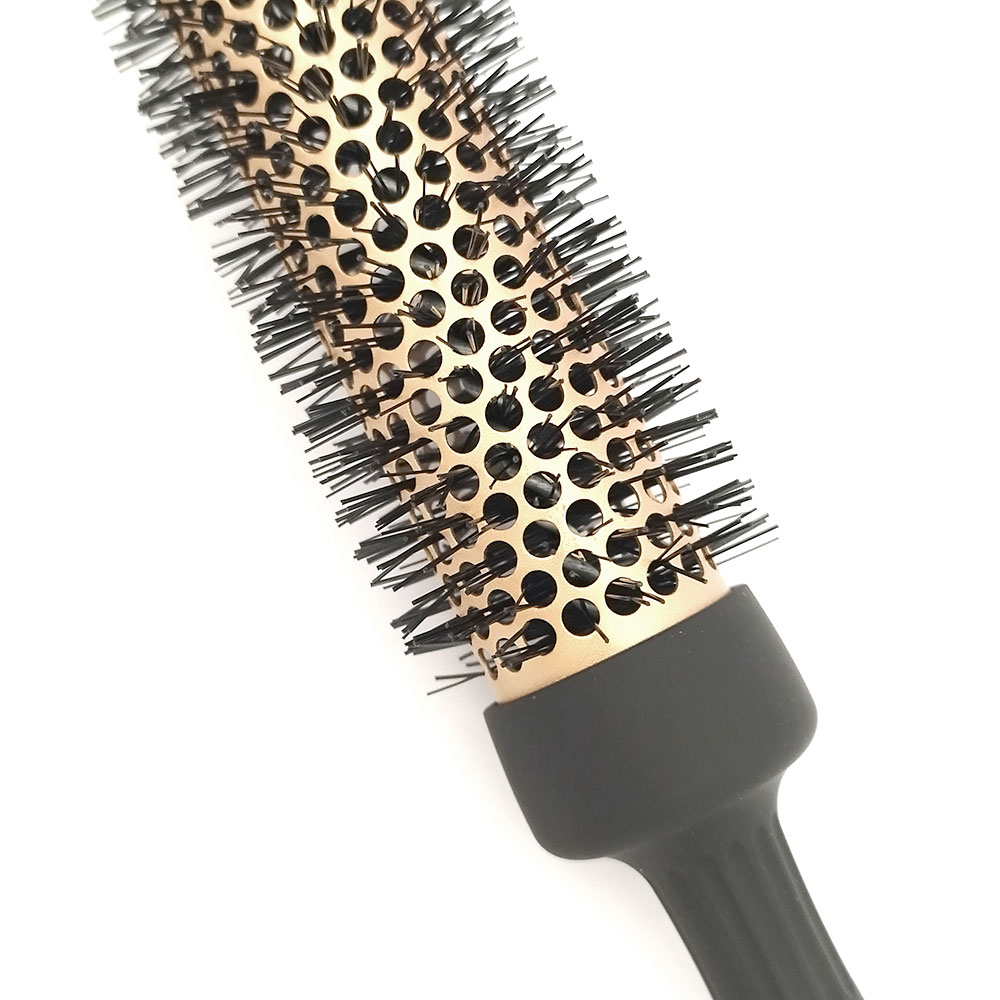 Фризьорска четка за коса TRNFIRDIVA05 TRINA € 15.20 Фризьорска четка за коса TRNFIRDIVA05 TRINA € 15.20