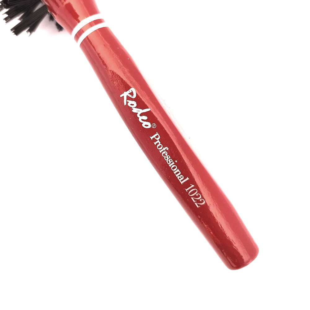 Четка за Коса Rodeo professional 40мм10реда 180гъстота RODEO 9.50 лв. (€ 4.85)
