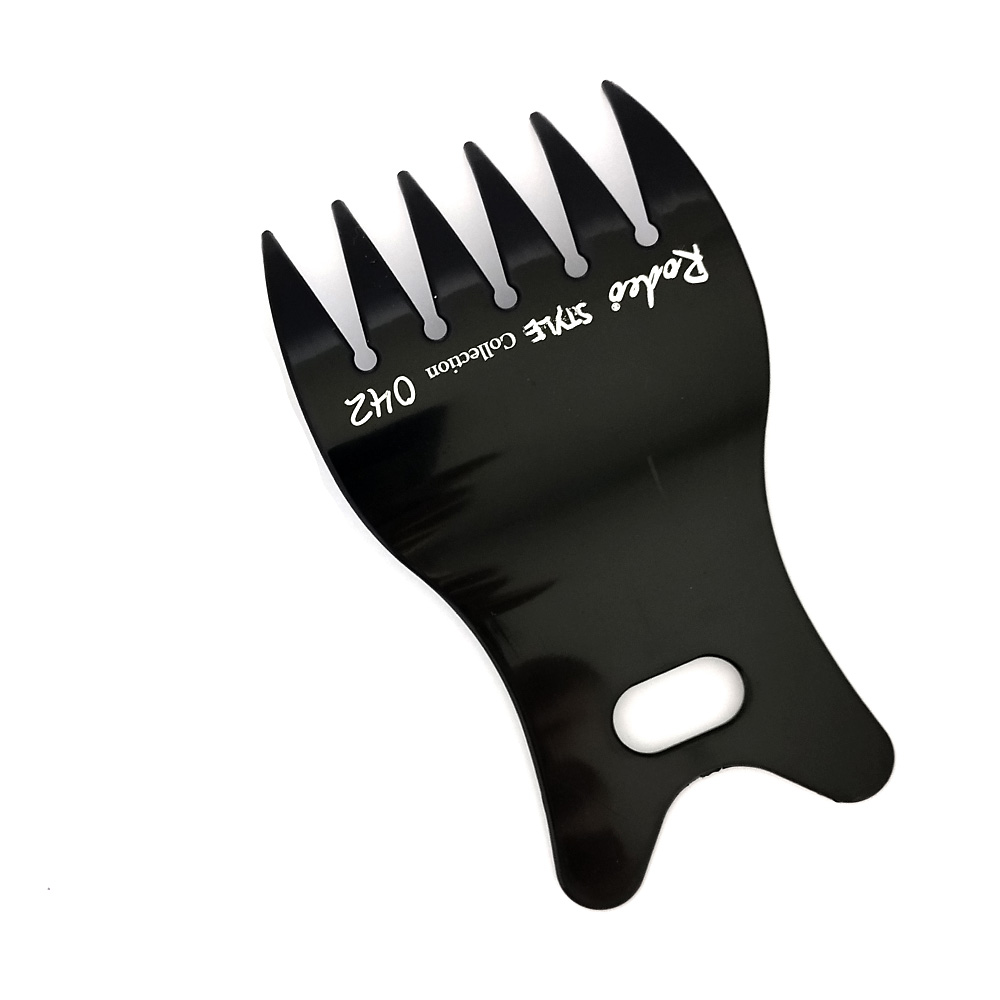 Фризьорски гребен RODEO professional Comb 042 RODEO € 2.30 Фризьорски гребен RODEO professional Comb 042 RODEO € 2.30