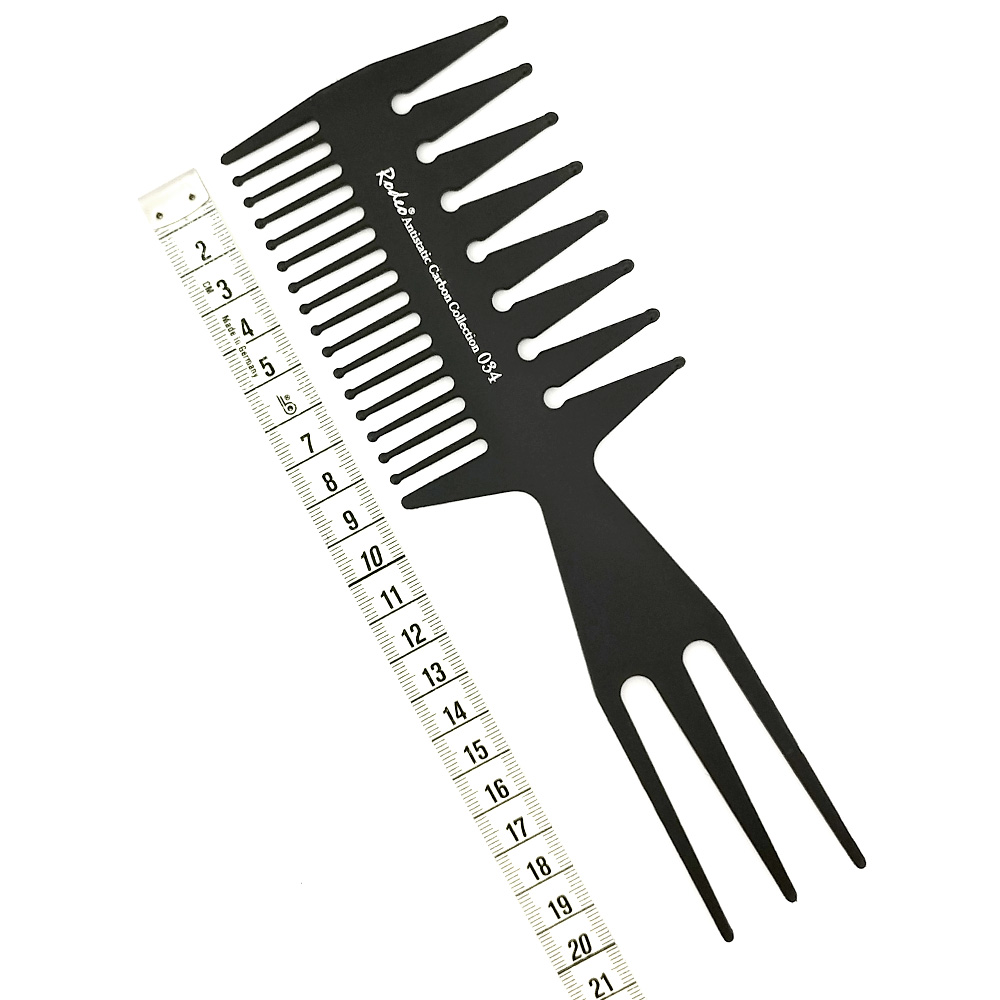 Фризьорски гребен RODEO professional Comb 034 RODEO 5.20 лв. (€ 2.66)