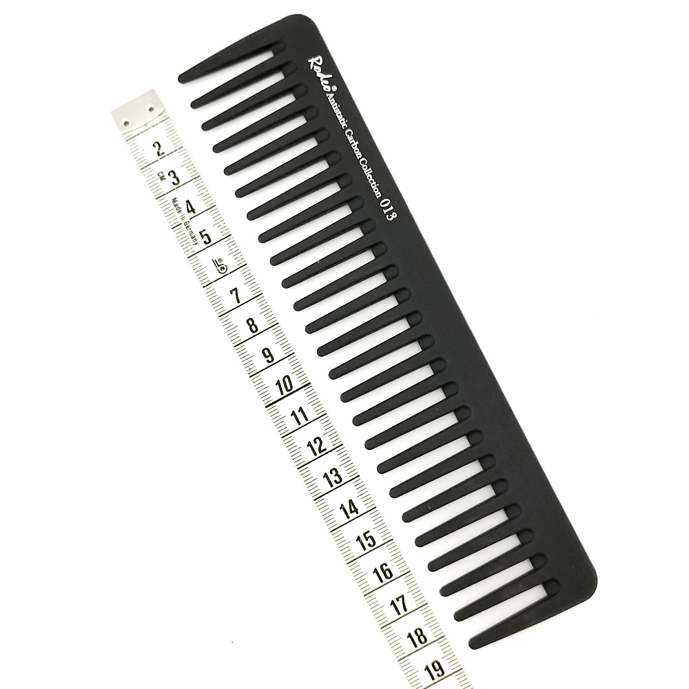 Фризьорски гребен RODEO professional Comb 013 RODEO 5.20 лв. (€ 2.66) Фризьорски гребен RODEO professional Comb 013 RODEO 5.20 лв. (€ 2.66)