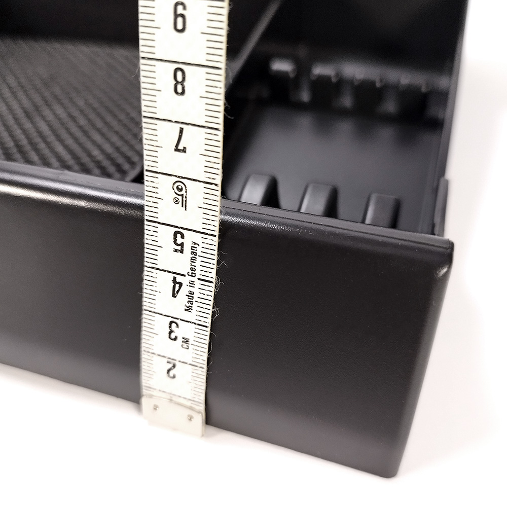 Органайзер за машинки и приставки с отделение за 5 ножици ZaSalona 79.00 лв. (€ 40.37)