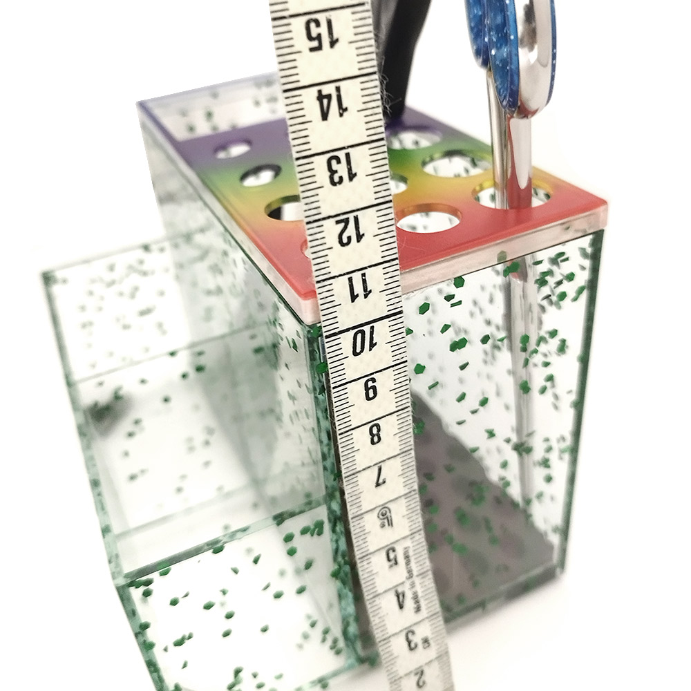 Органайзер за ножици и фризьорски аксесоари SN007-zelen ZaSalona 20.00 лв. (€ 10.22)