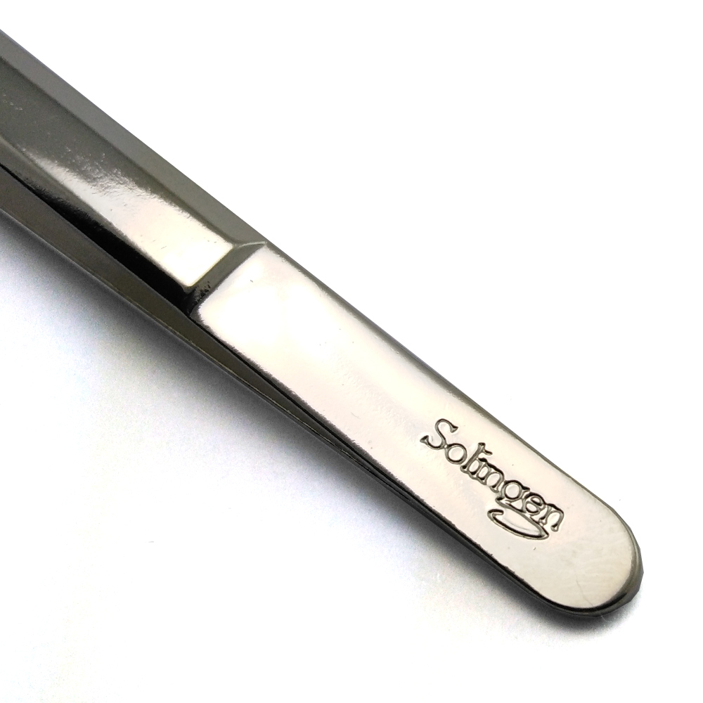 Пинсетa ZaSalona 2.16 лв. (€ 1.10)