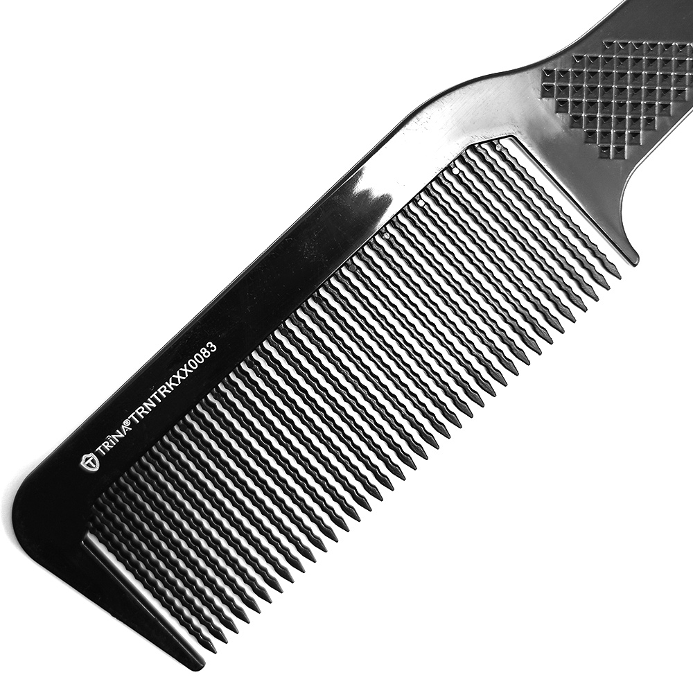 Фризьорски гребен TRINA 2.70 лв. (€ 1.38)